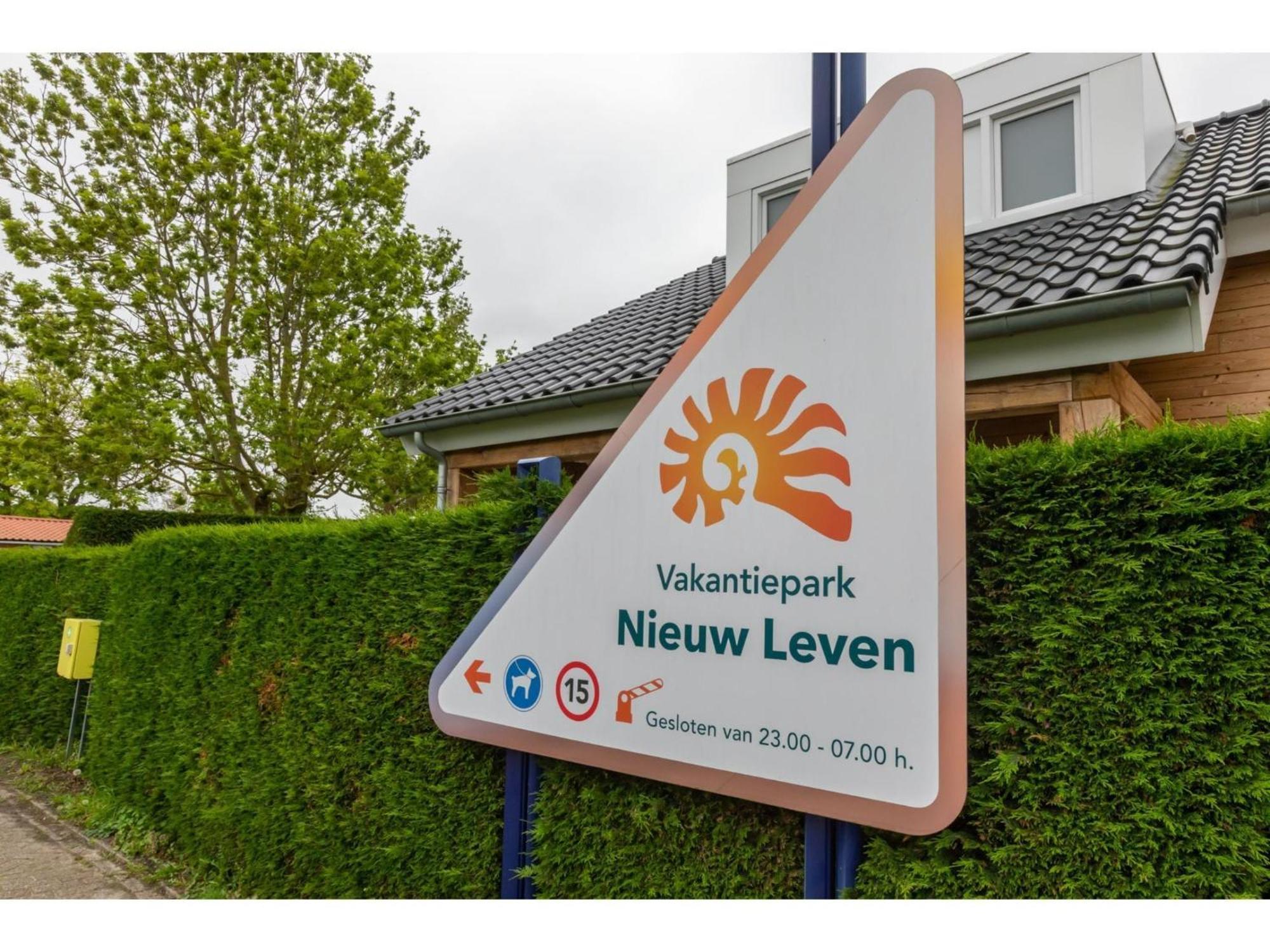 Vakantiehuis Detached In A Wooded Area Near The *